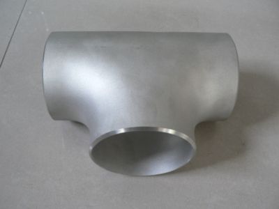 Titanium tee